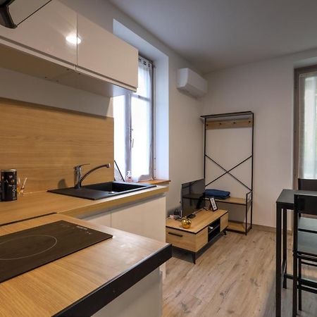 Le Westy 2 Lägenhet Hieres-Sur-Amby Exteriör bild